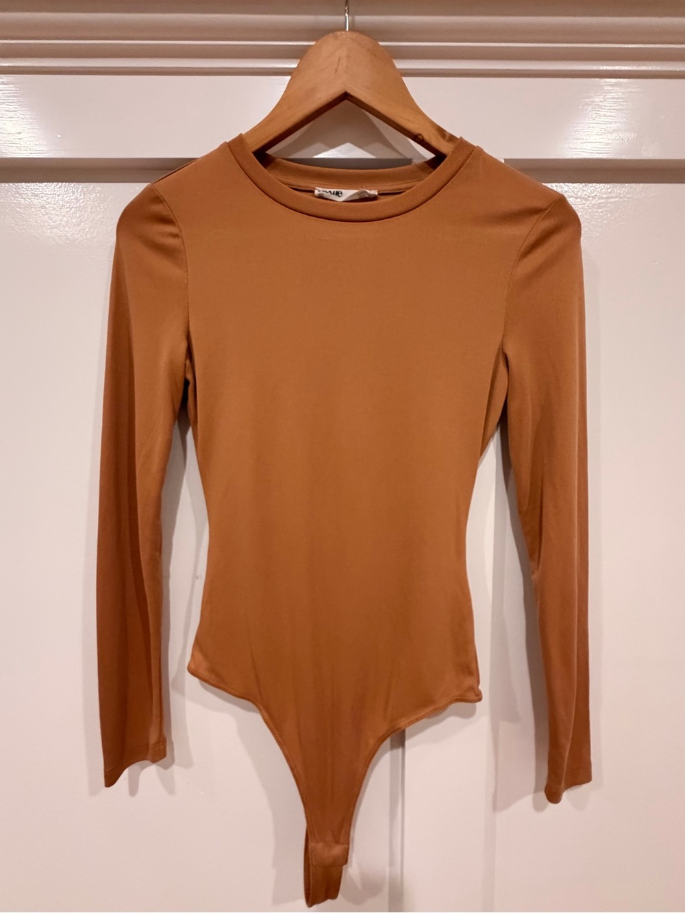 Elodie Long-Sleeve Bodysuit in Camel Brown